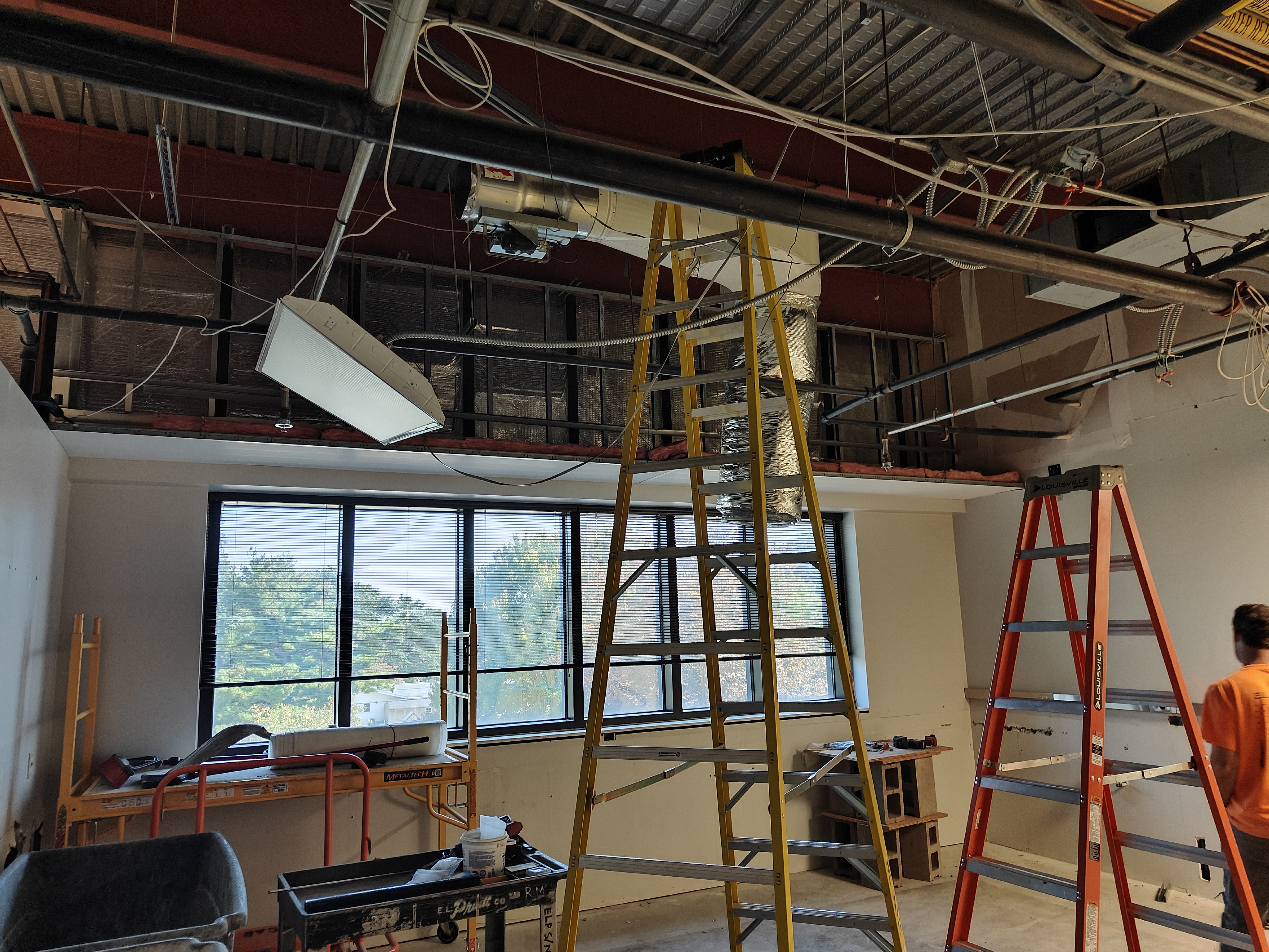  <span style="color:#0b2e63" class="has-inline-color">SciWorks Lab</span> 