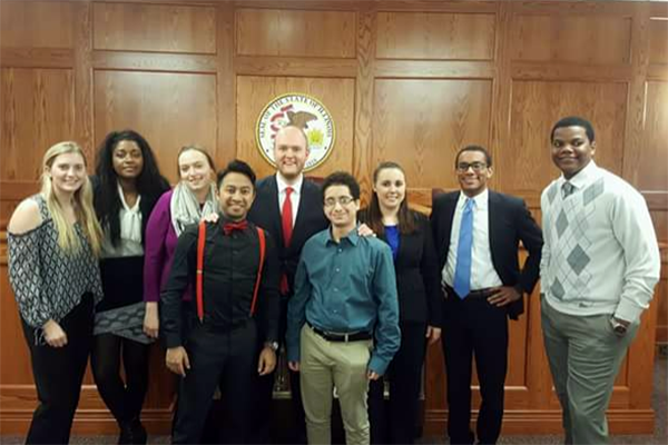 Group photo of UIS Mock Trial Team at Joliet tournament