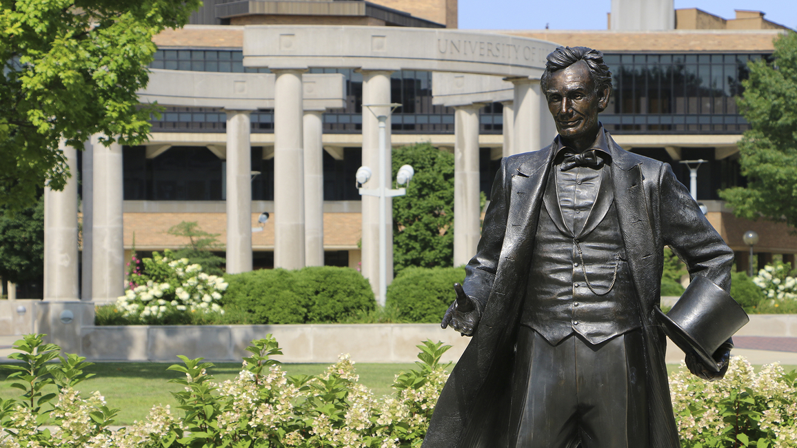 Lincoln Statue