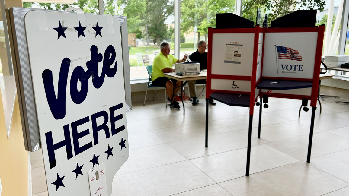 Voting stations in the Student Union