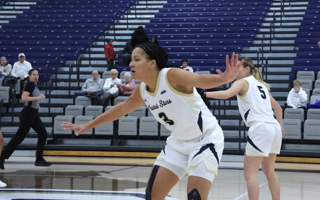 Kayla Rice playing defense