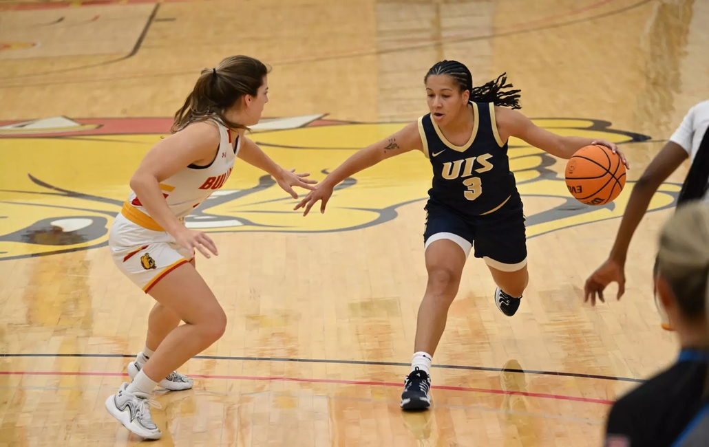 Kayla Rice on offense