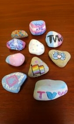 painted decorative rocks