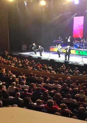 A performance is seen in Sangamon Auditorium at UIS.