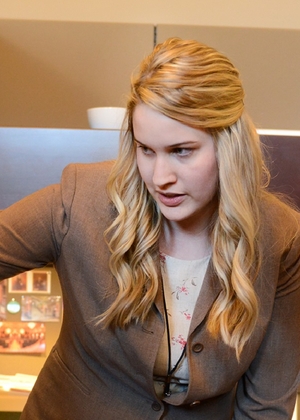 Illinois Legislative Staff Interns in front of map 