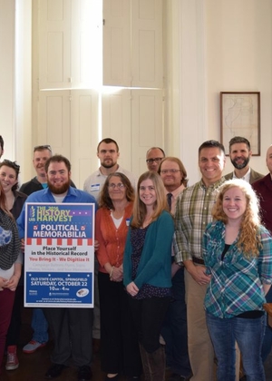 A picture showing students and faculty at the History Harvest