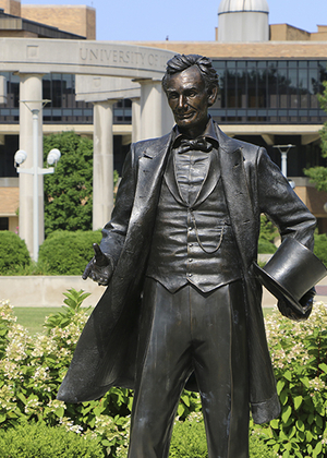 Lincoln Statue