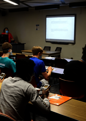 High school seniors from Springfield  @SchoolDist186  are getting a free chance to earn college credit this summer. 