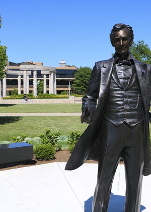 Abraham Lincoln statue on the UIS campus