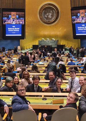 UIS students on the UN floor