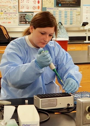 MLS student in lab