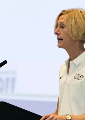 UIS Chancellor Janet L. Gooch