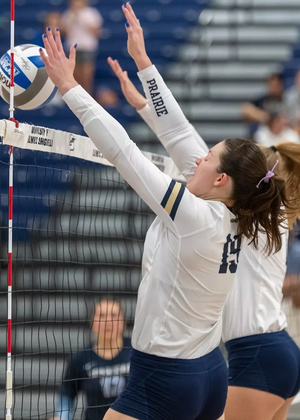 Makenna Cox #19. Volleyball vs. Upper Iowa University Friday, November 7, 2025.