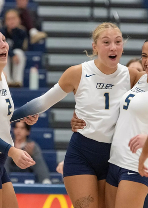 UIS Volleyball team celebration