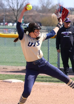 Rosie Bartletti Pitching