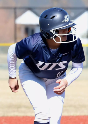Sophie Rivera on third base