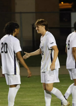 Mens soccer team cele
