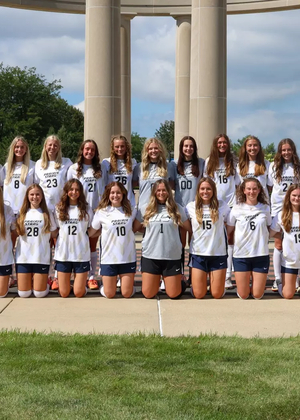 UIS women's soccer team photo