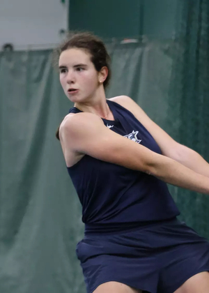 Ema Norma Bordean playing tennis