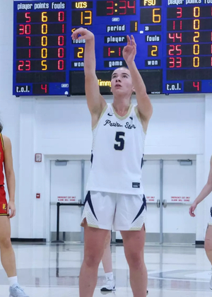 Julia Mingus shooting a free throw