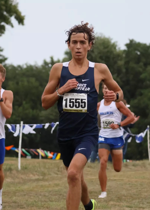 Charlie Borlin running cross country