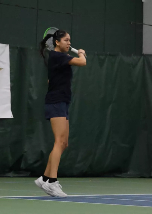 Cristina Mendoza Romero playing tennis