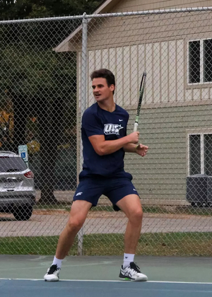 Antonio Ayerbe Streubel playing tennis