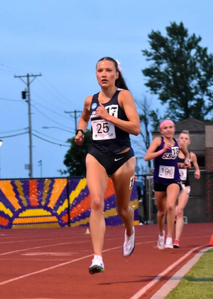 Madelyn Miller-Ross running outdoor track