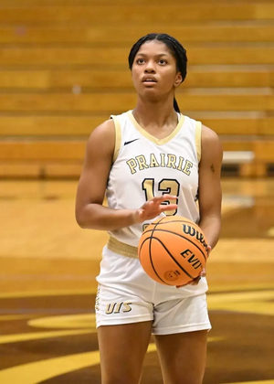 Emari Doby free throw