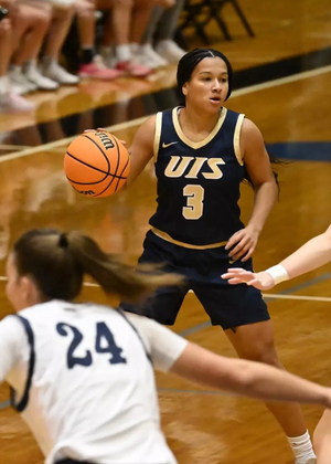 Kayla Rice on offense