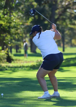 Izzy Segal golfing