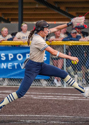 Rosie Bartletti pitching