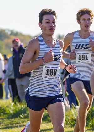 Briar Nevills running xc