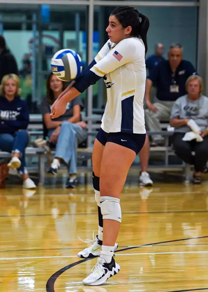 Eirini Glynou playing volleyball