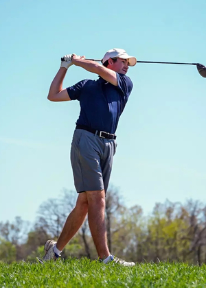 Charles Prins golfing