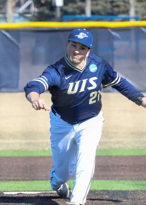 Jake Uber pitching
