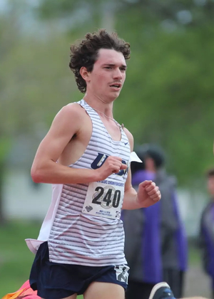 Joey Karlesky running the 5k