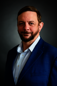 Headshot of Wayne Davenport