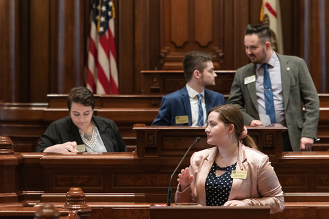 Students participating in model Illinois Government