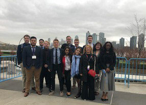 UIS Students standing for a group picture in NYC