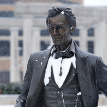 Lincoln Statue