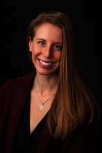 Headshot of Julia Wykoff