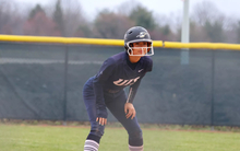 Malia Bender baserunning