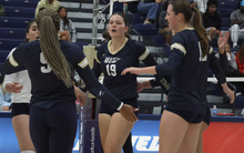 UIS volleyball huddle