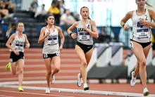 Maddie Miller racing indoor track