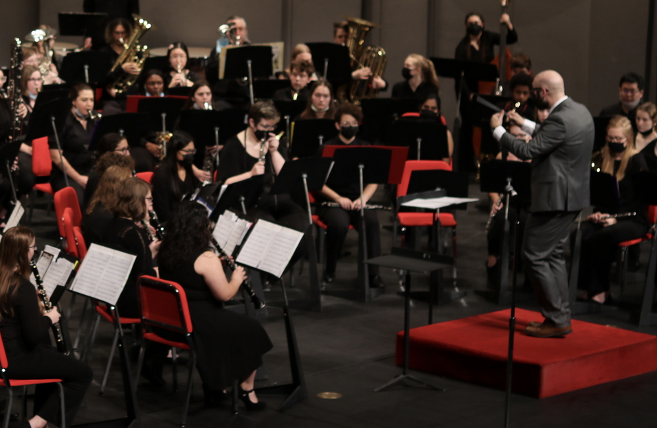 image of concert band performing