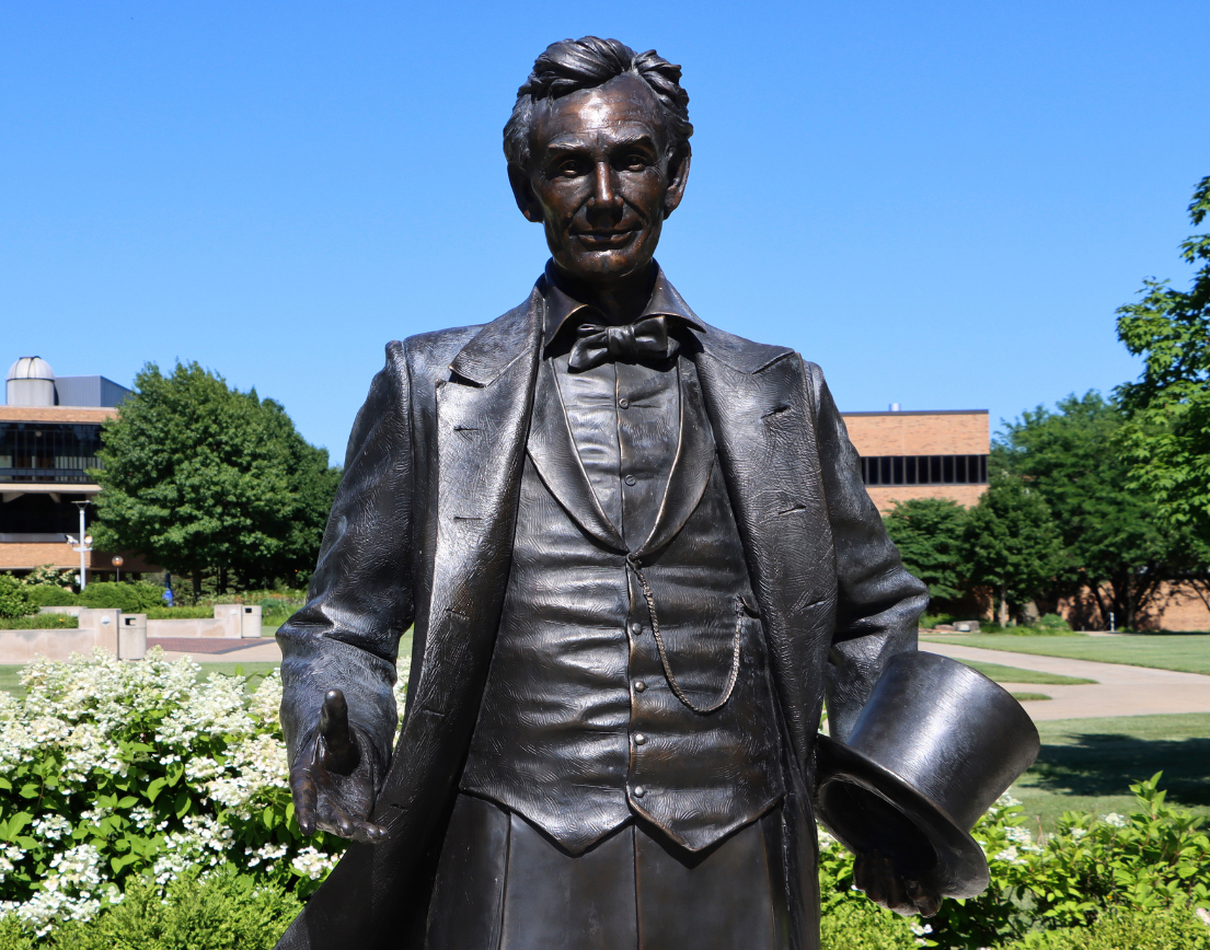 A statue of Abraham Lincoln.