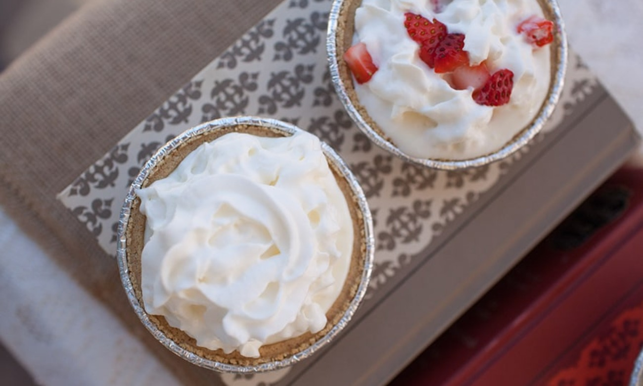 Pie a La Familia Member