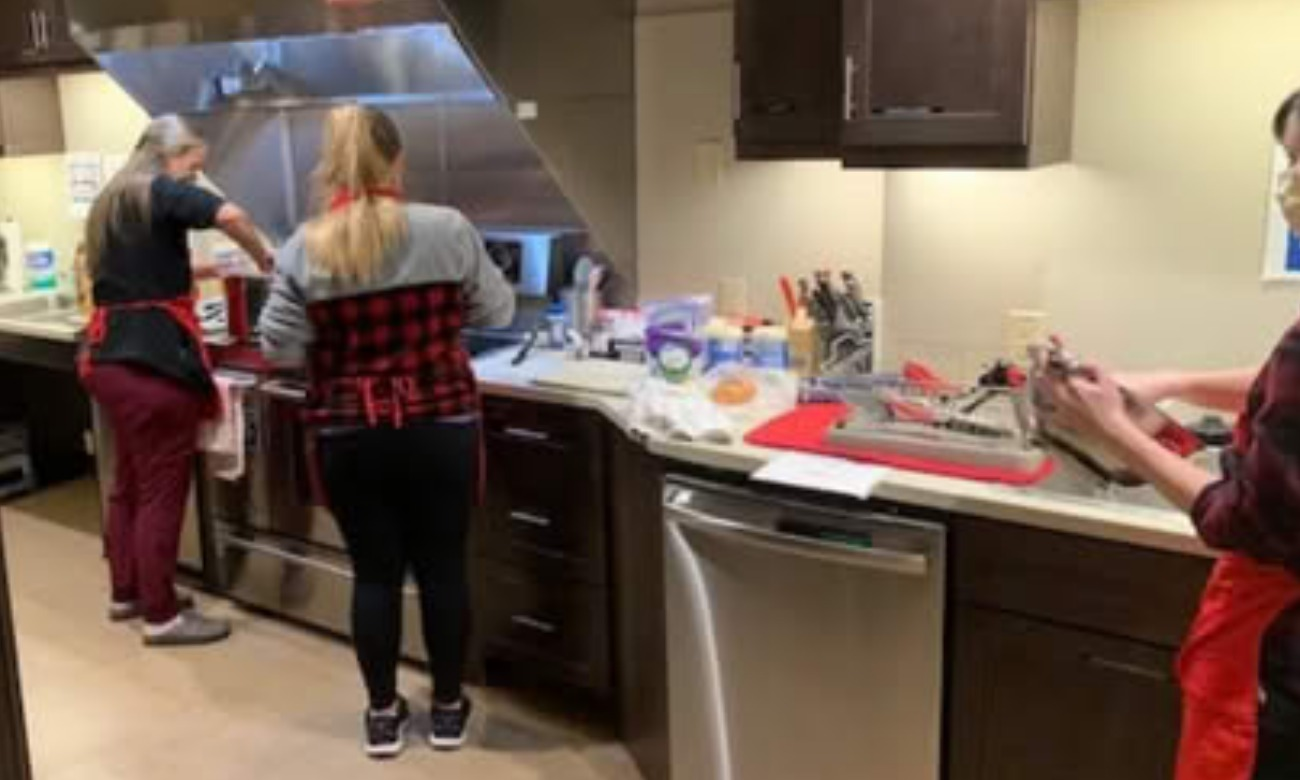 Hands & Hearts in the Kitchen-A Meal at the Ronald McDonald House