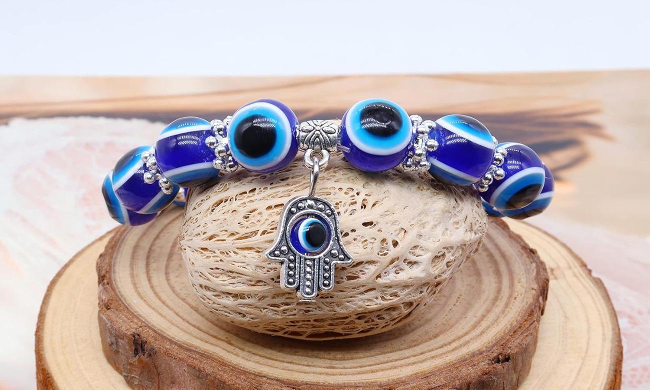  Mal de Ojo Bracelet Making